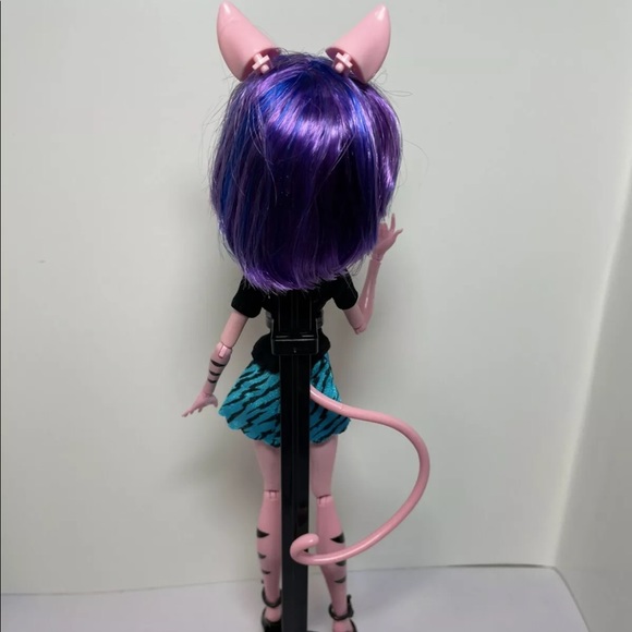 Monster High Create a Monster Cat Doll - Picture 5 of 5